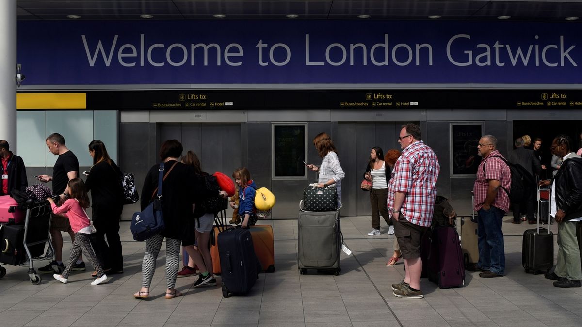 Provoz londýnského letiště omezuje koronavirus